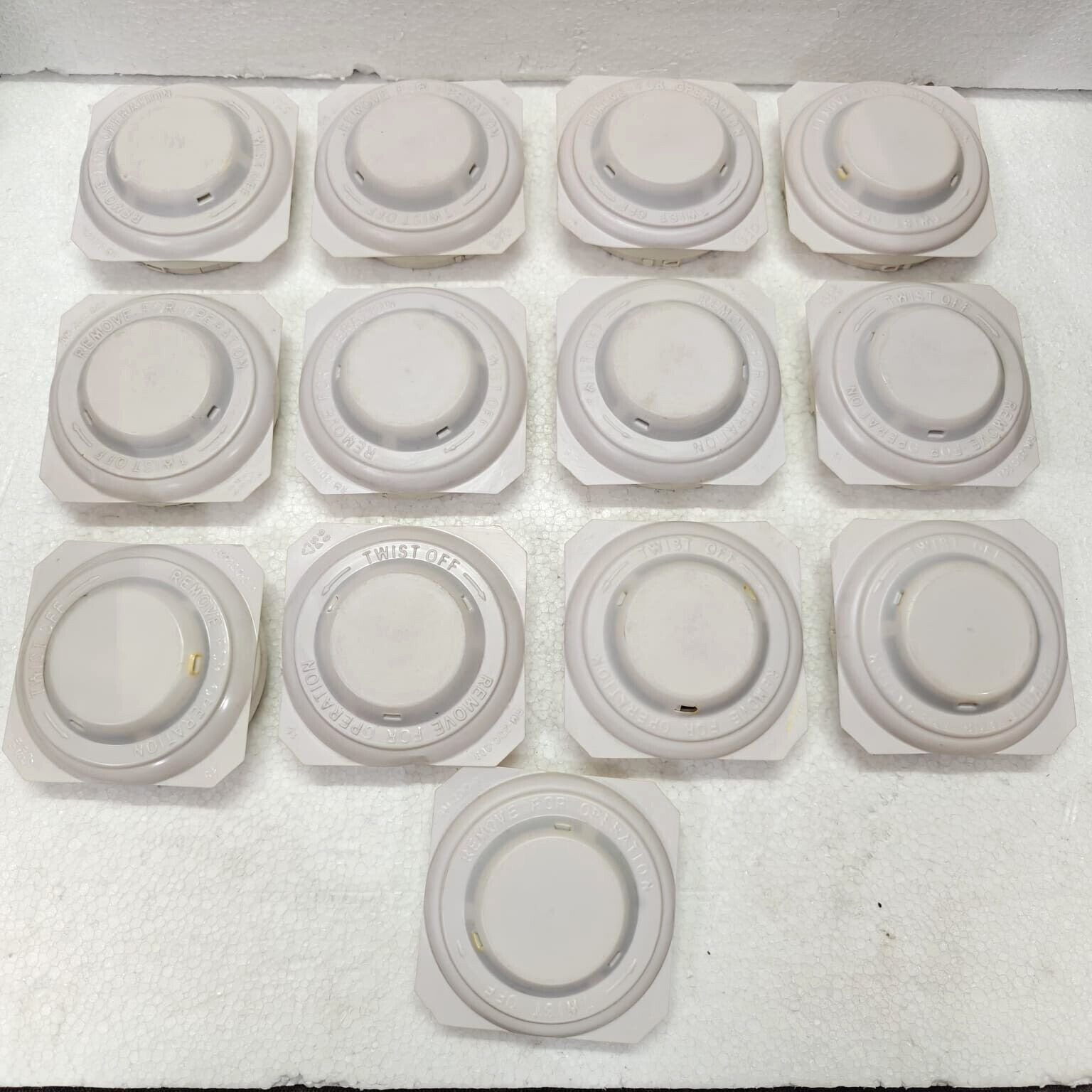SYSTEM SENSOR 2351E PHOTOELECTRIC SMOKE DETECTOR - LOT OF 13 PCS.