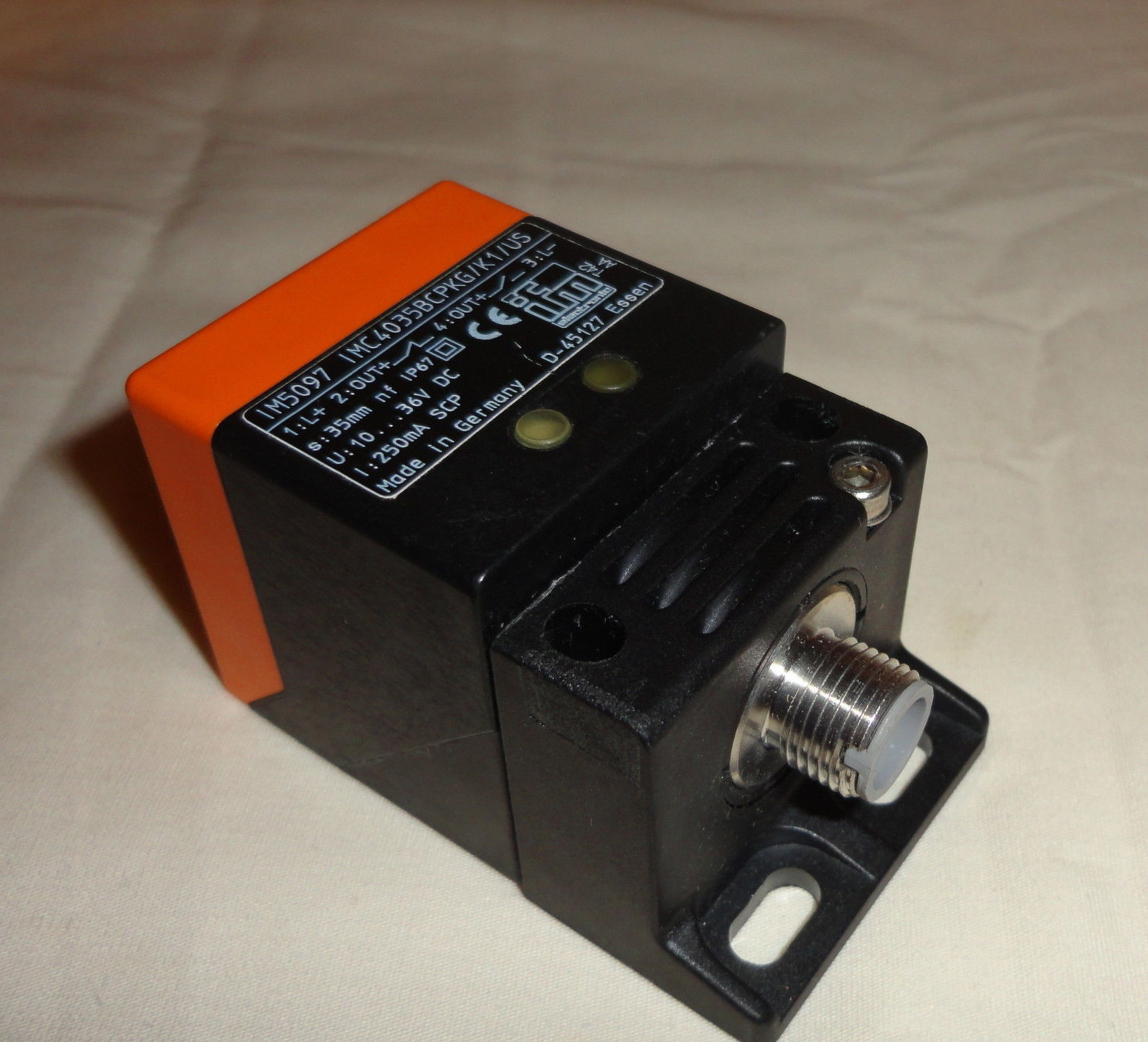 EFECTOR IM5097 INDUCTIVE PROXIMITY SWITCH NEW
