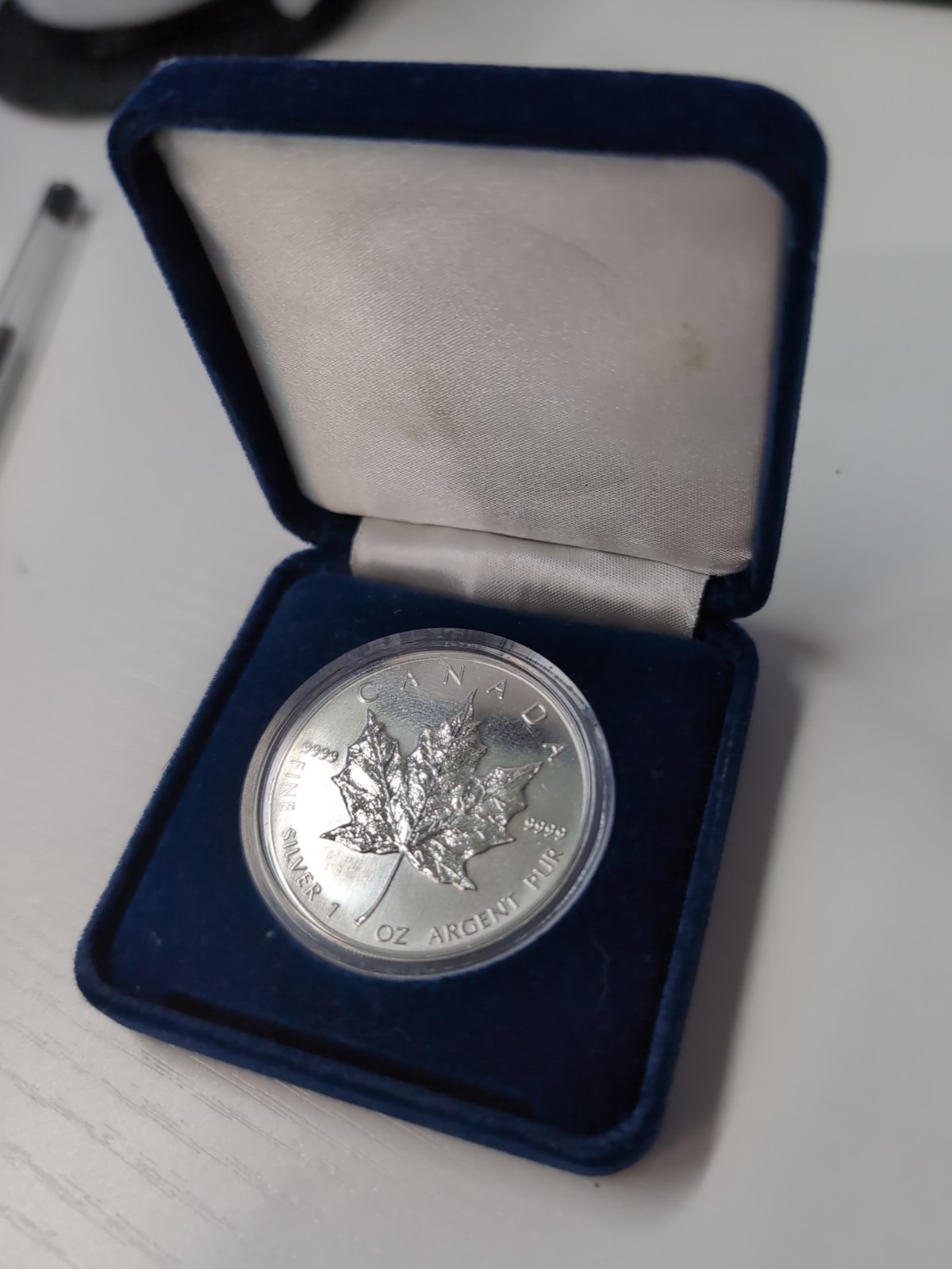 1994 1 Oz $5 Silver Maple Leaf Coin