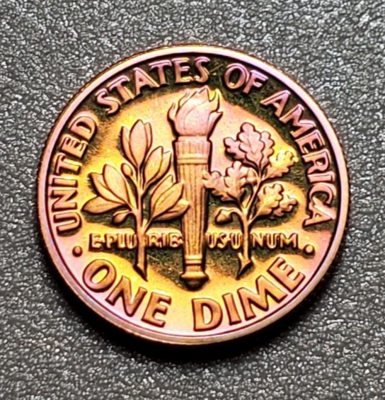 TONED 1982 S ROOSEVELT DIME PROOF UNC #P619