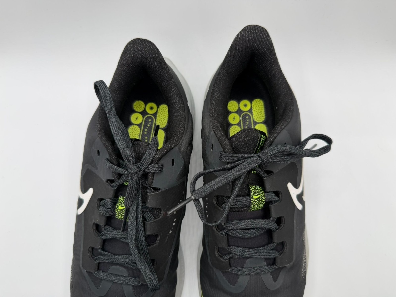 Nike Air Zoom Pegasus 39 Shield Mens Size 8 Black Green Running Shoes DO7625-002