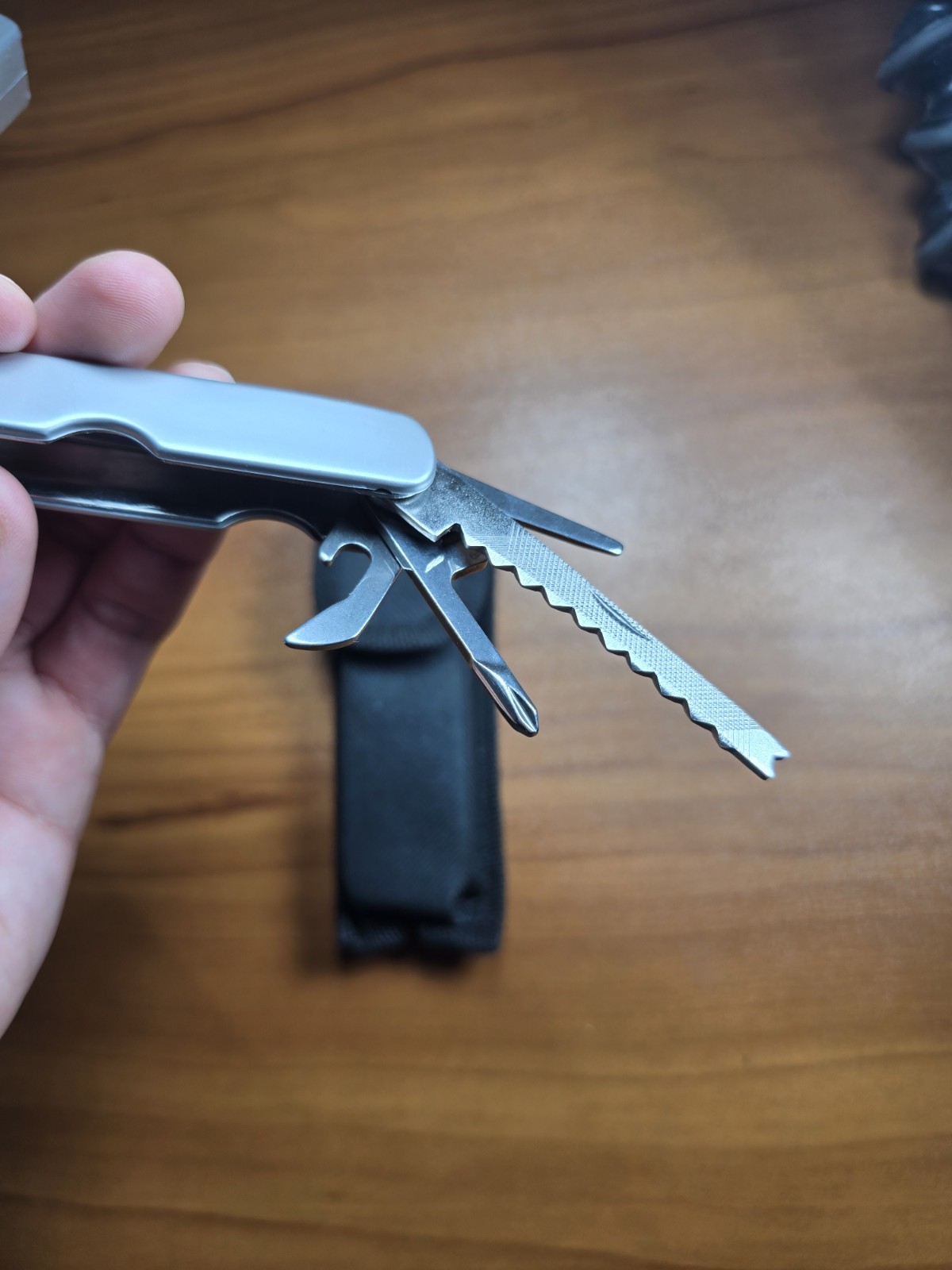 Multitool Stainless Steel - “SharkBite” - Pocket Knife