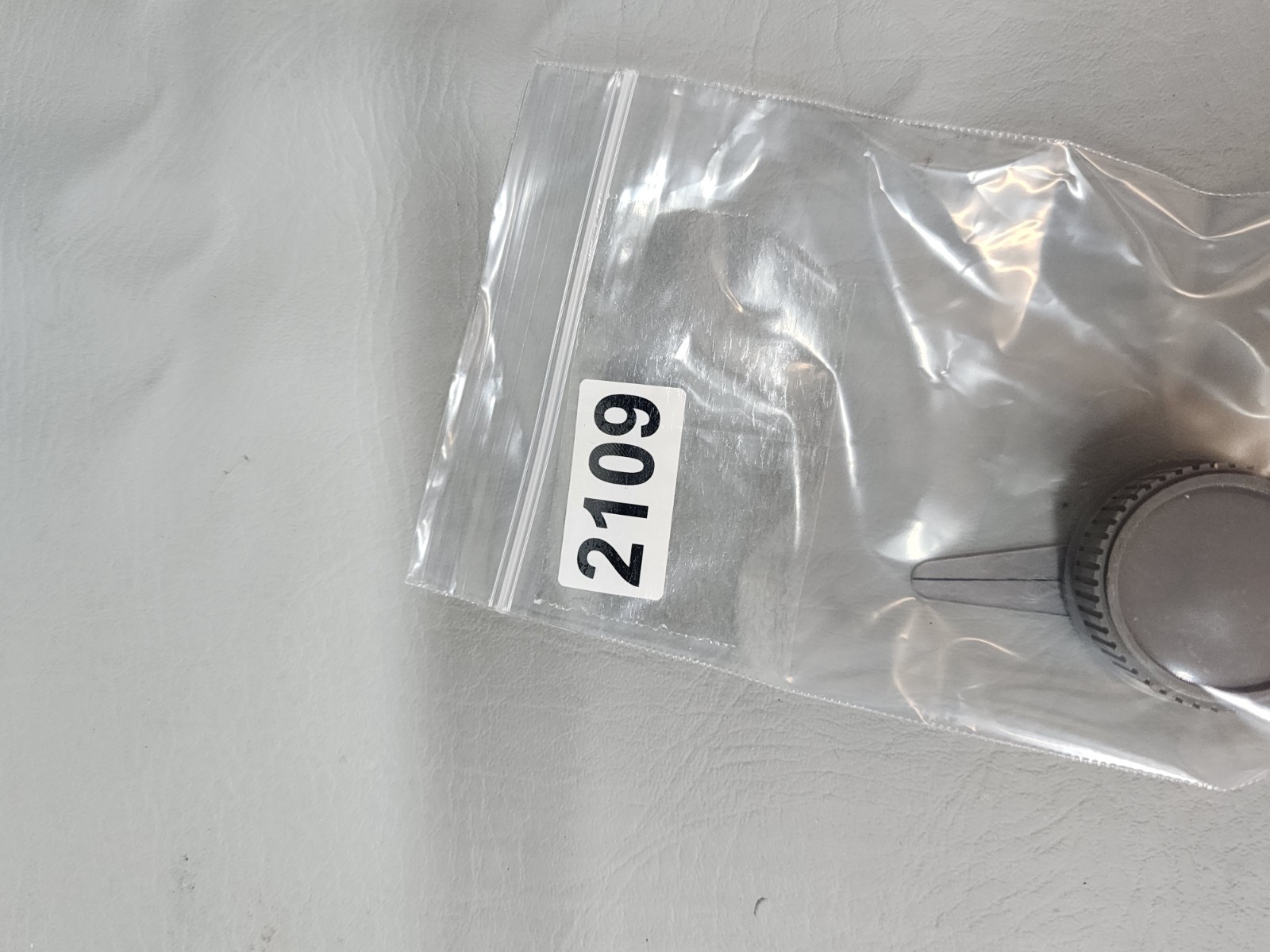 Heathkit Model C-3 Condenser Part Out - Extended Range Knob - 2109