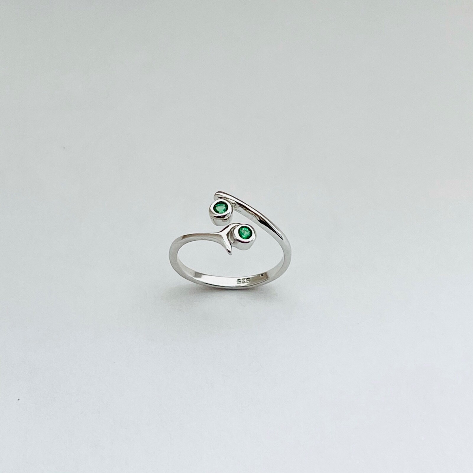 Sterling Silver Toe Ring With Emerald CZ, Silver Ring, CZ Ring, May Birthstone