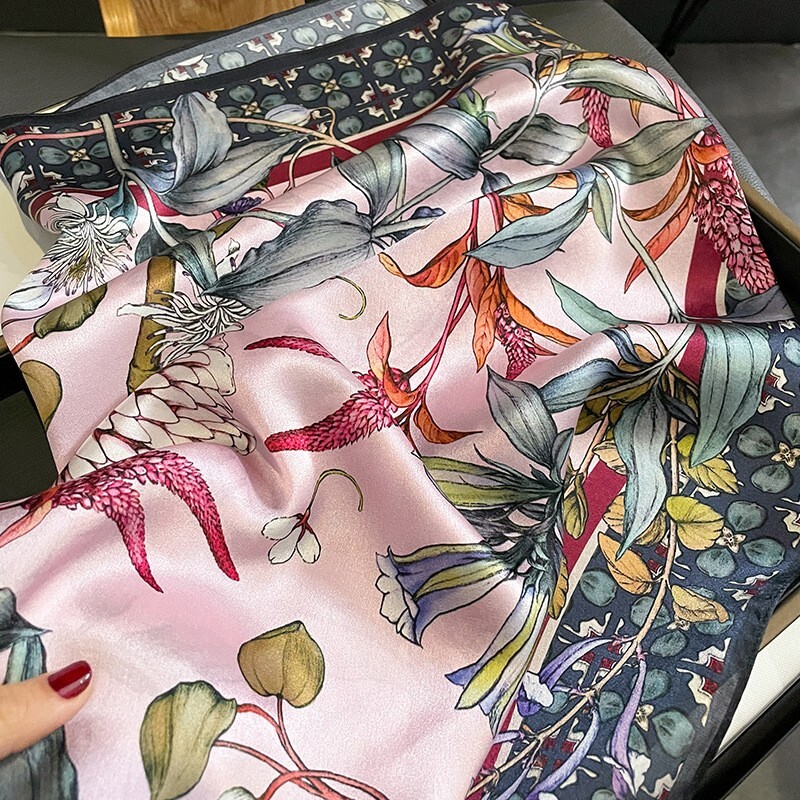100% Mulberry Silk 27" Square Scarf Women Neckerchief Bandana Black Pink Flower