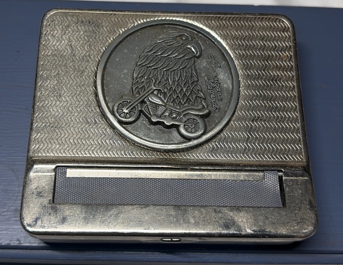 Vintage American Legend Motorcycle & Eagle Cigarette Rolling Machine Greece