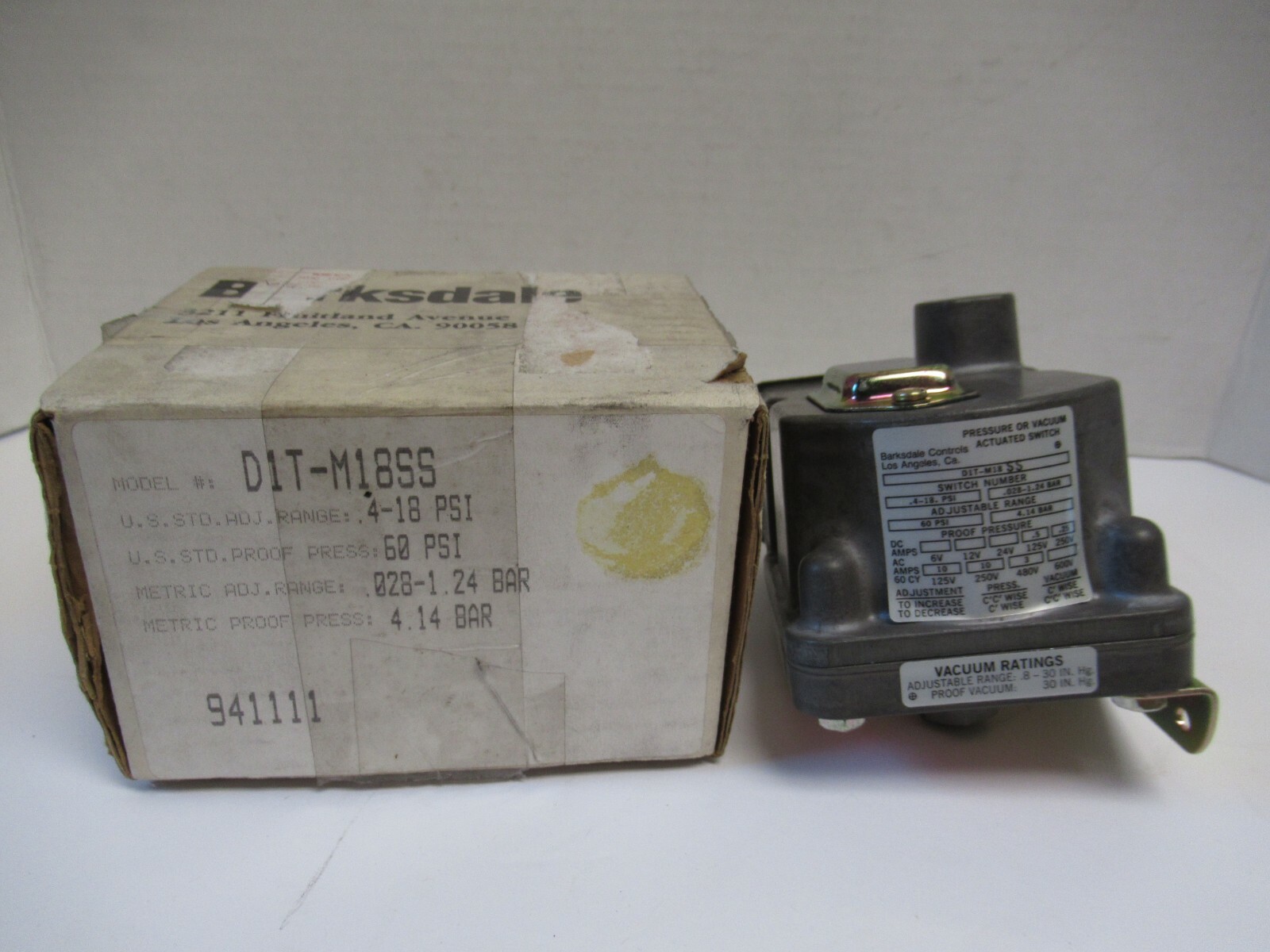 Barksdale D1T- M18SS Pressure Switch FREE PRIORITY SHIPPING