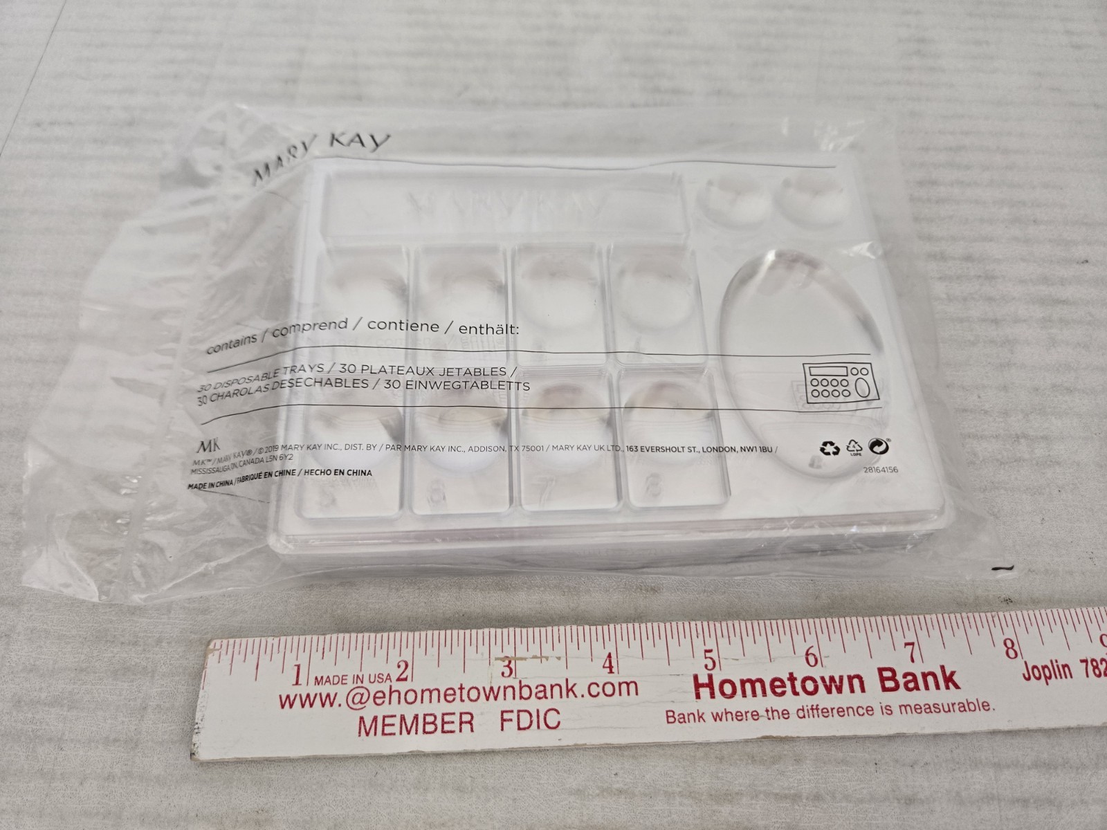 Mary Kay Disposable Plastic Makeup Trays 30 Pack Factory Sealed FREE SHIPPING