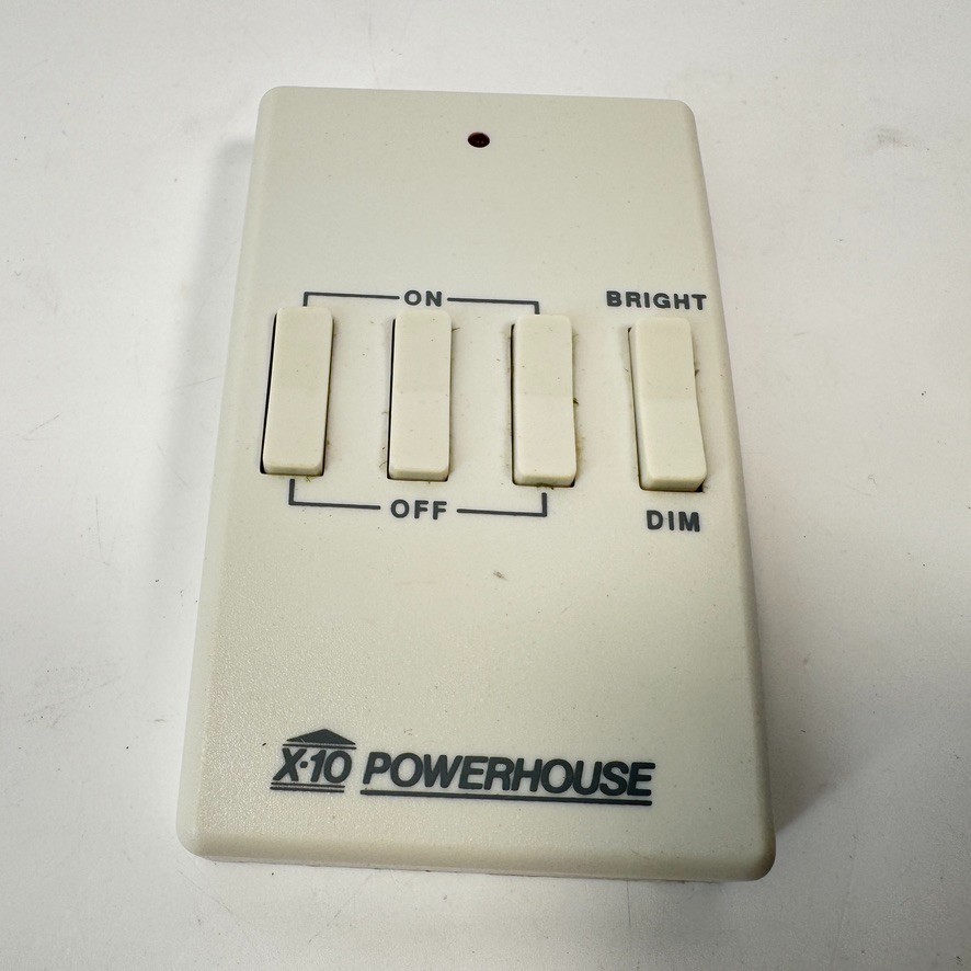 X10 RW724 3-Channel RF Wireless Switch with Dimming