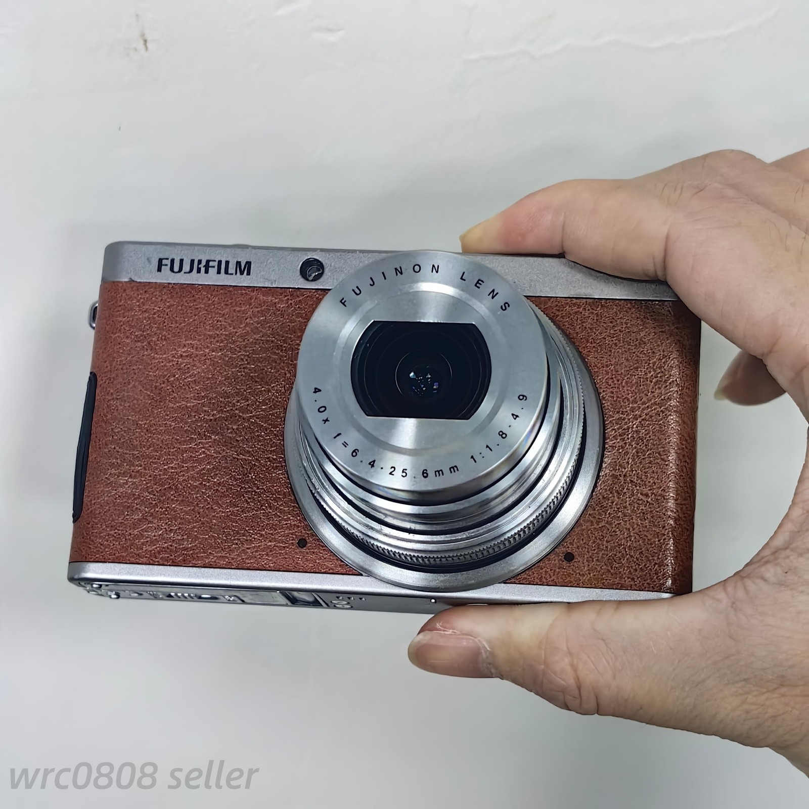 Fujifilm XF1 X Series 12.0MP 4x Optical Zoom Digital Camera with Flash Brown