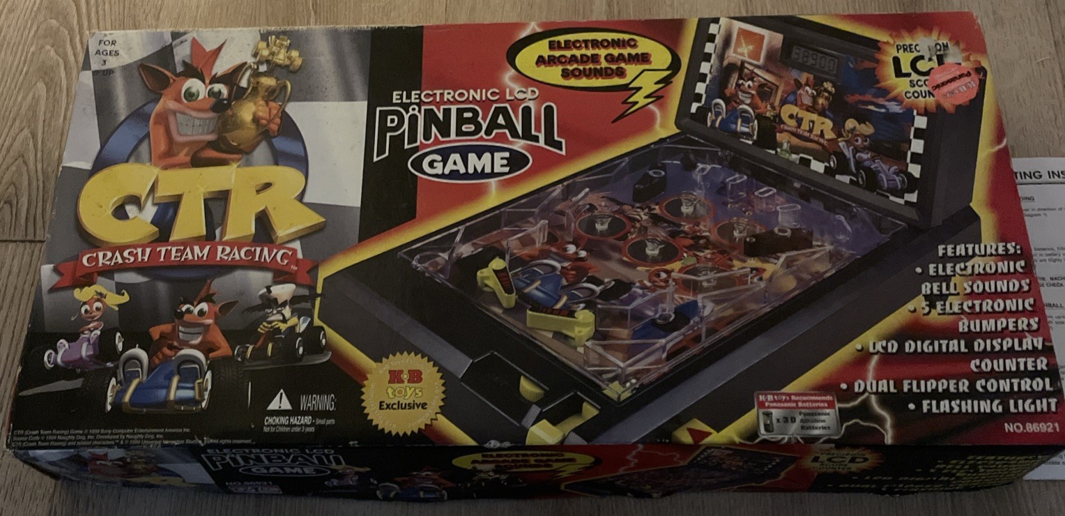 Crash Bandicoot CTR Team Racing Electronic Pinball Machine Tabletop Game 1999