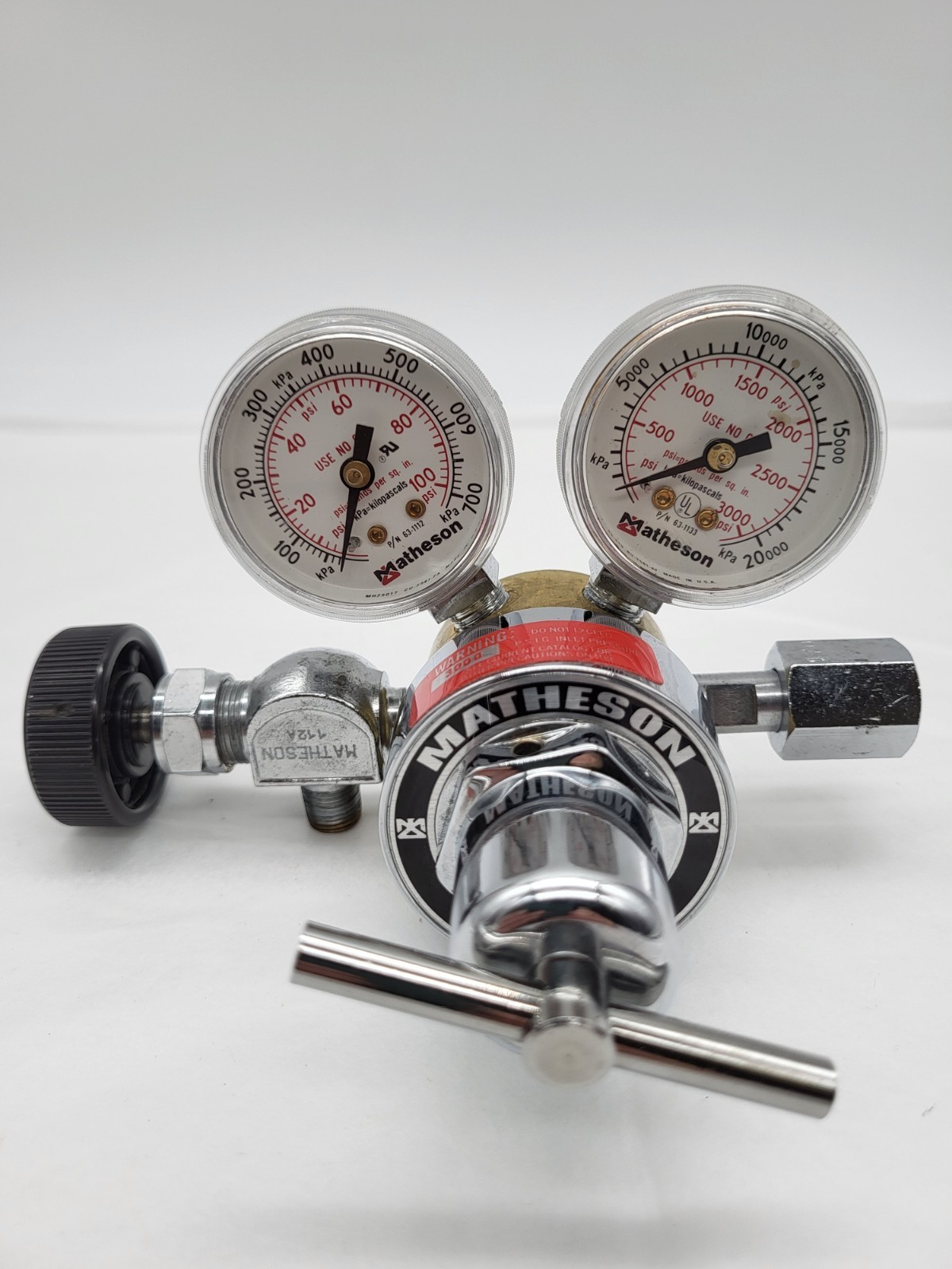 Matheson Model 3320A Pressure Gauge Regulator