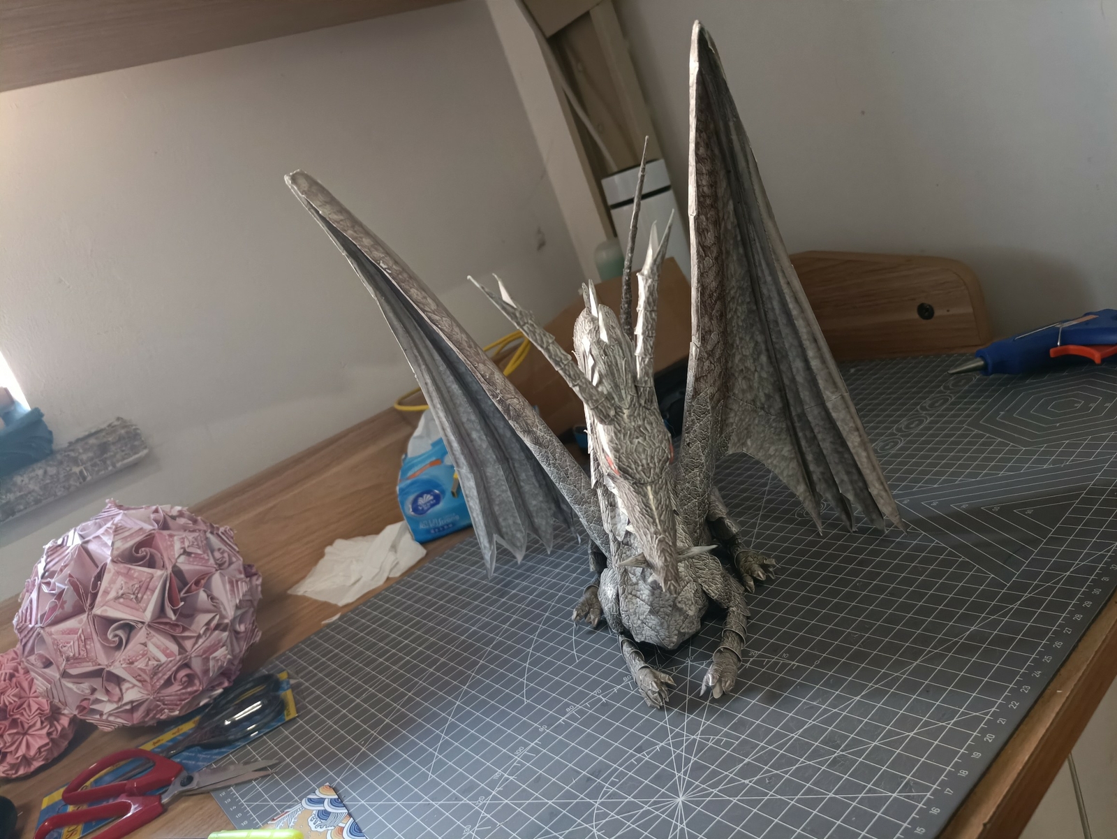 Dragon Paper Model DIY Models & Kits 30CM