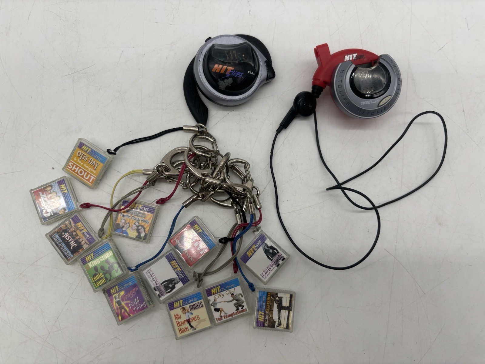 Lot Of 12 Tiger Electronics Hit Clips Music + 2 Players RARE VINTAGE Untested