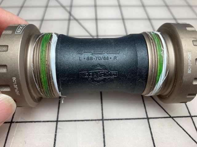 FSA 70/68 ENG Mega Exo BC 1.37”x24T Bronze BB NOS Take Off (never ridden)