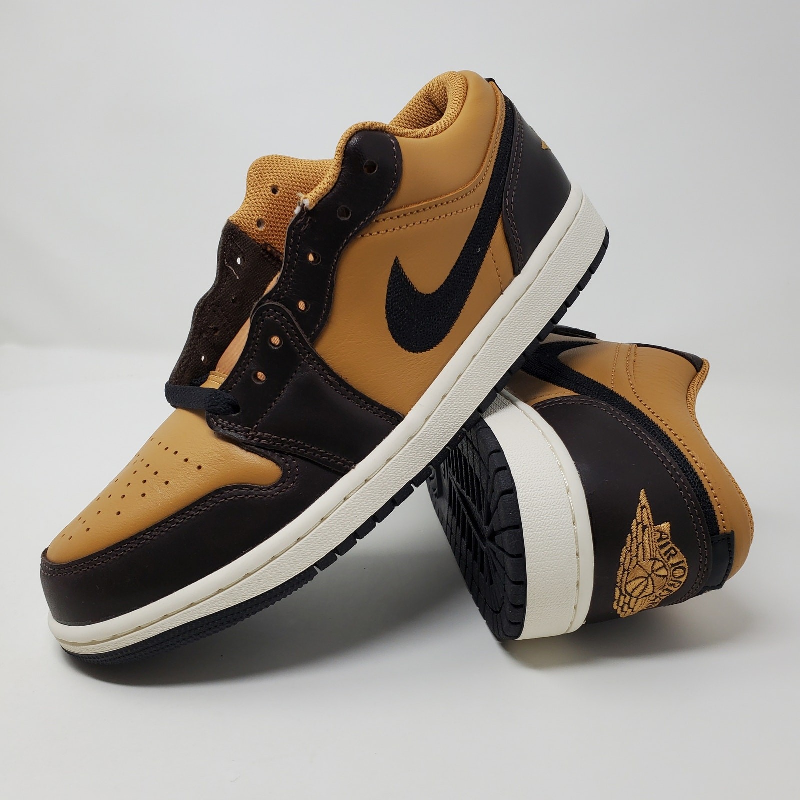 Nike Air Jordan 1 Low SE Shoes Flax Baroque Brown HQ3603-201 Men's Size 8