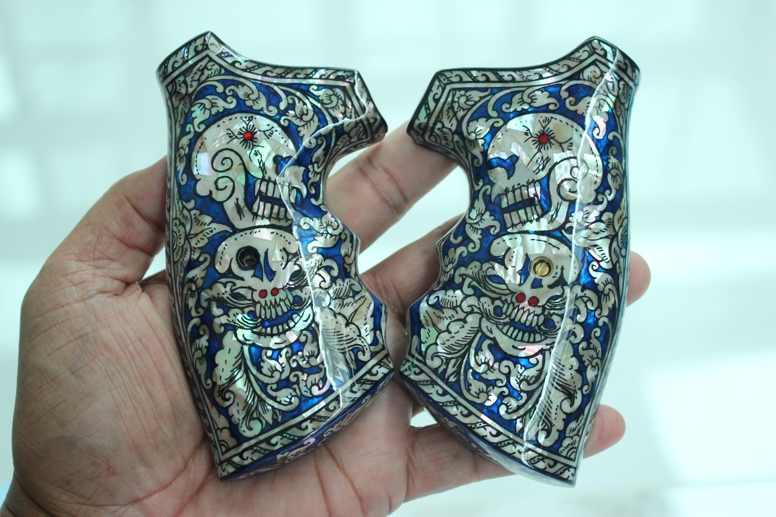 MOTHER OF PEARL GRIPS FOR S&W K, L FRAME SQ/RD BUTT BLUE SKULL ART VITOONMAKERS