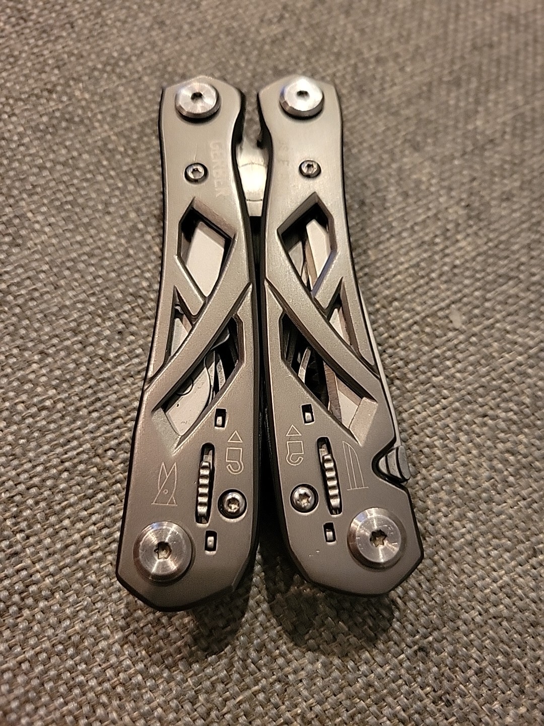 Gerber Essentials Suspension Titanium Gray New Never Used