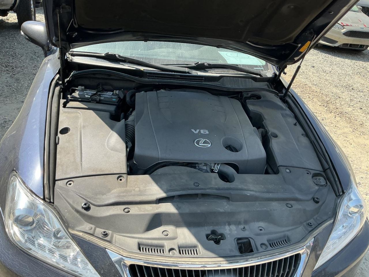 IS250 2011 Glove Box 5019298