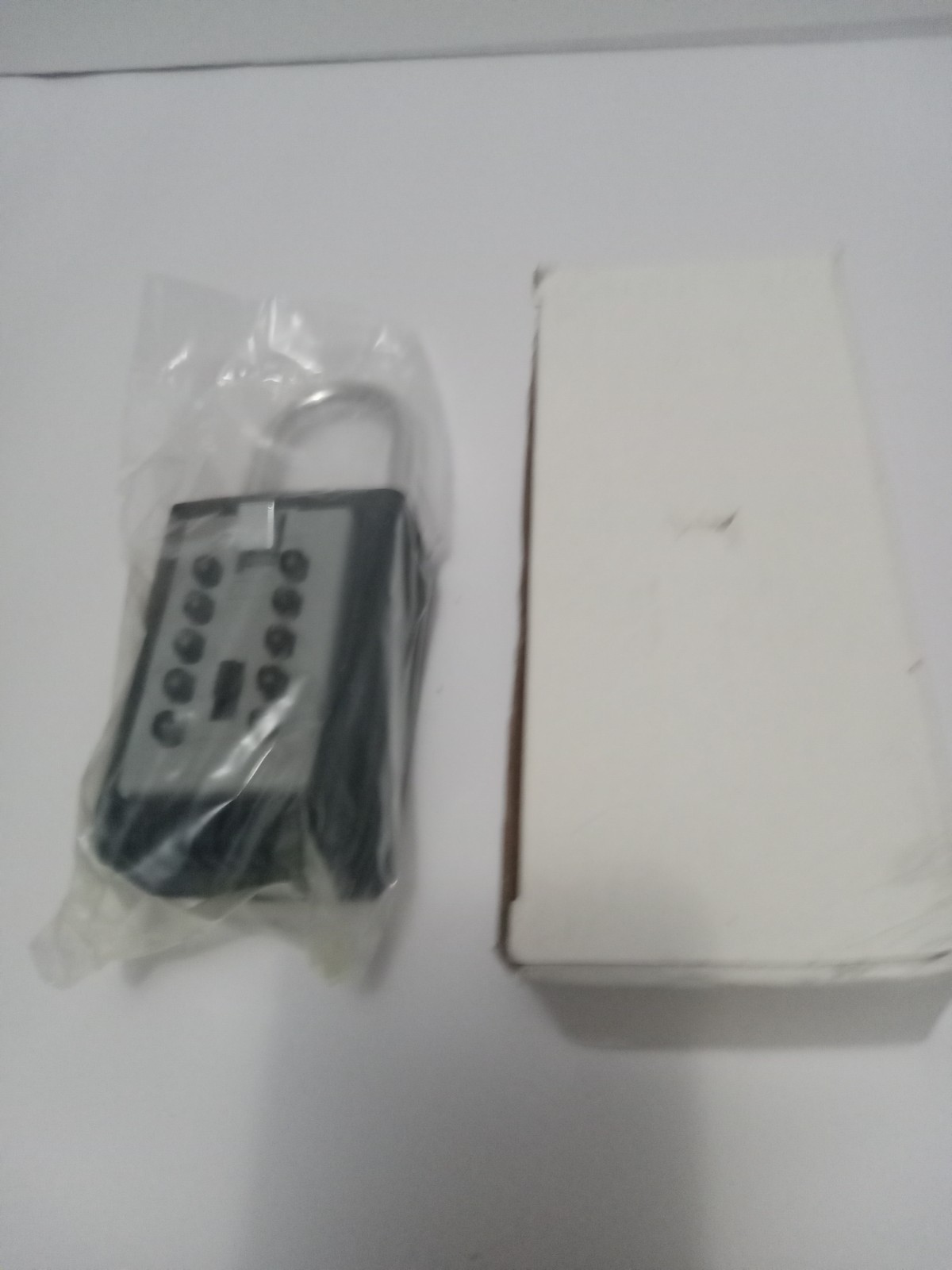 NEW IN BOX LOCK BOX FOR KEY