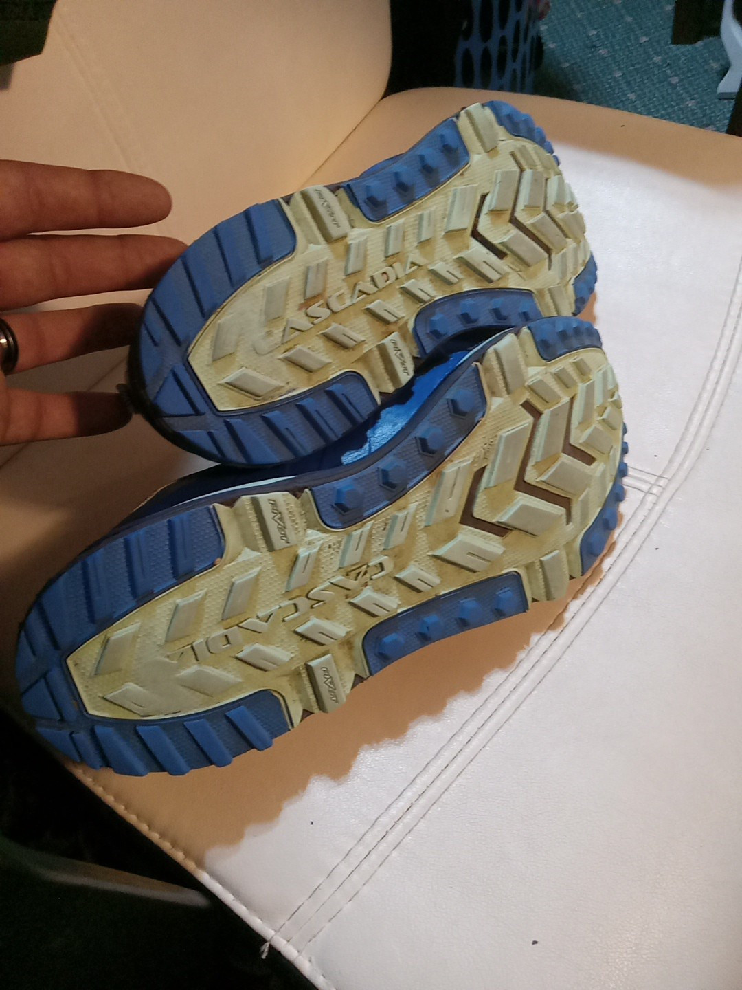 Brooks Cascadia 12 Navy Blue / Aqua Size 10.5