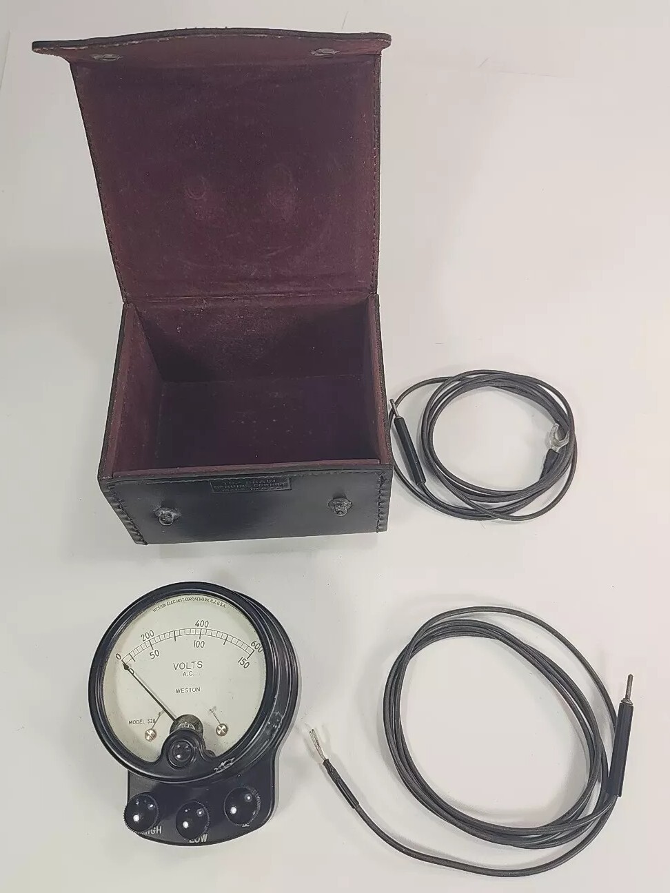 Weston Model 528 Voltmeter w/ Hook Up and Leather Case Vintage Great Shape!