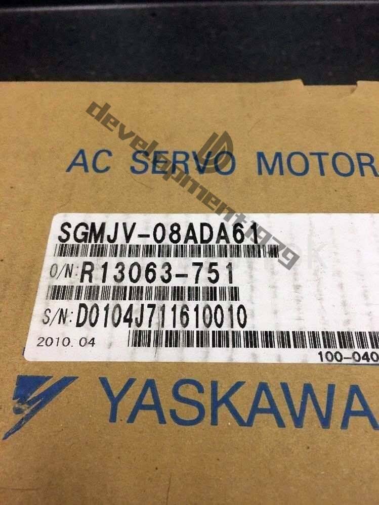 NEW YASKAWA SGMJV-08ADA61 AC SERVO MOTOR #DC
