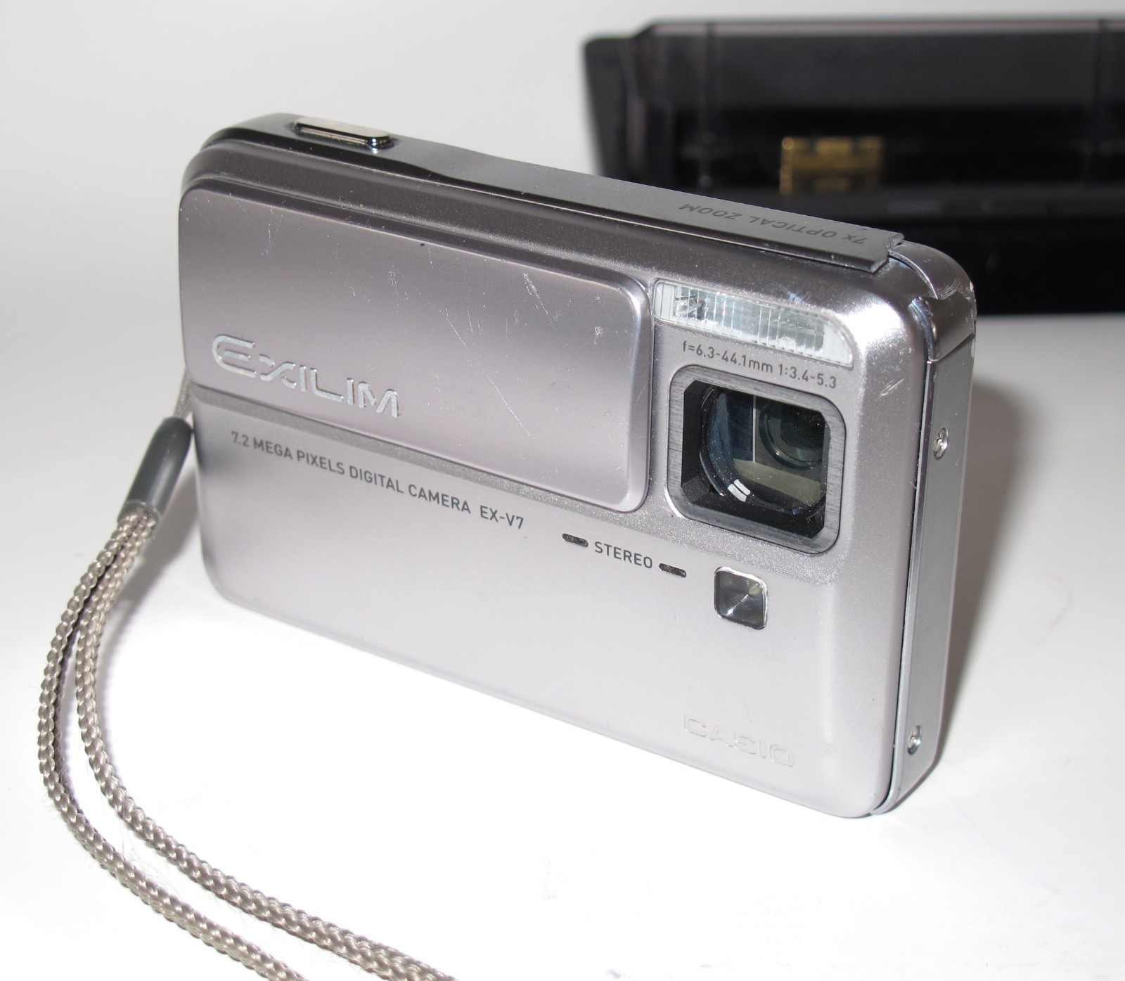 Casio Exilim EX-V7 7.2 MP Point & Shoot Digital Camera (Stabilizer Error)