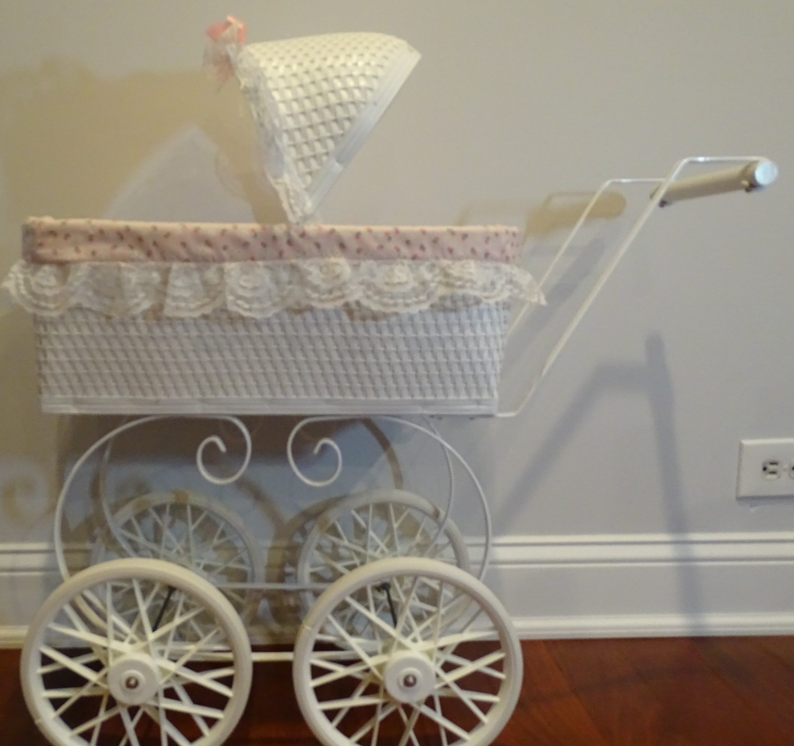 Plastic White Basket Weave Patterned 29 inch Tall Stroller