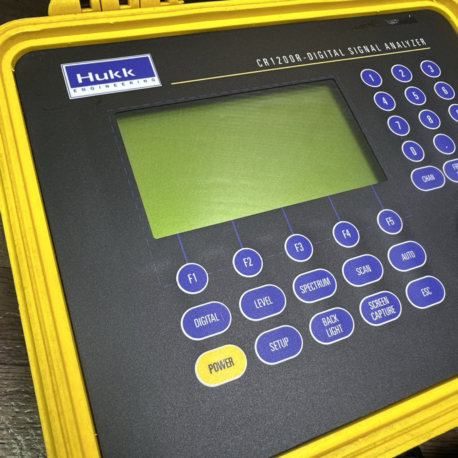 Hukk Engineering CR1200R Digital Signal Analyzer / READ