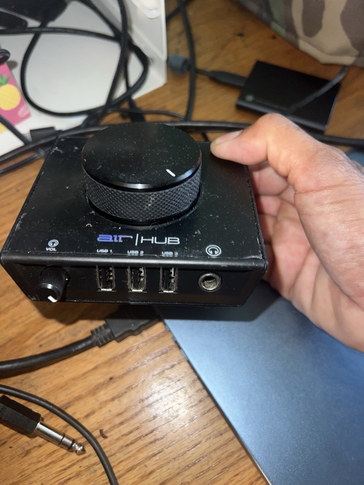 M-Audio AIR HUB USB Audio Interface Hub w/ Volume Control & Headphone Jack