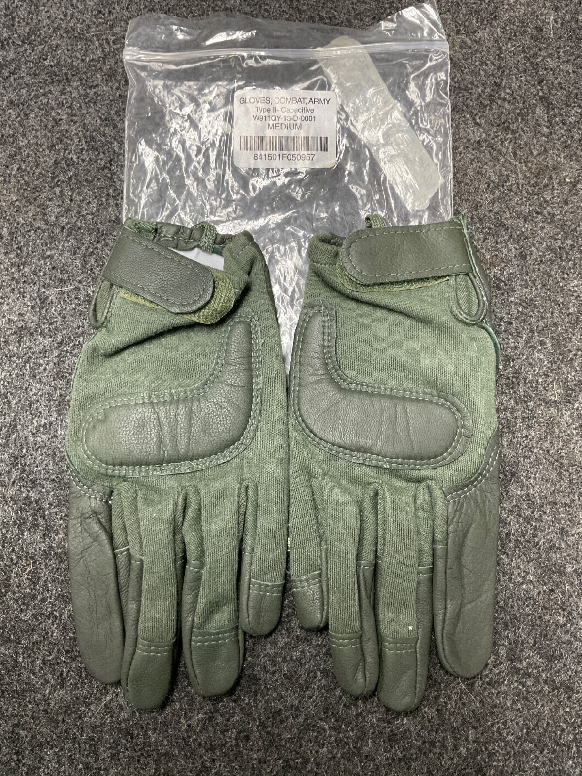 GLOVES, ARMY COMBAT, TYPE II- CAPACITIVE, (SIZE: MD, NSN: 841501F050957)