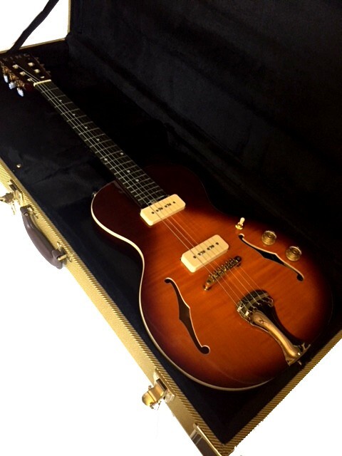 NEW KING "Little Sister" style Hollow Body Electric Guitar w/ P-90's & HARD CASE