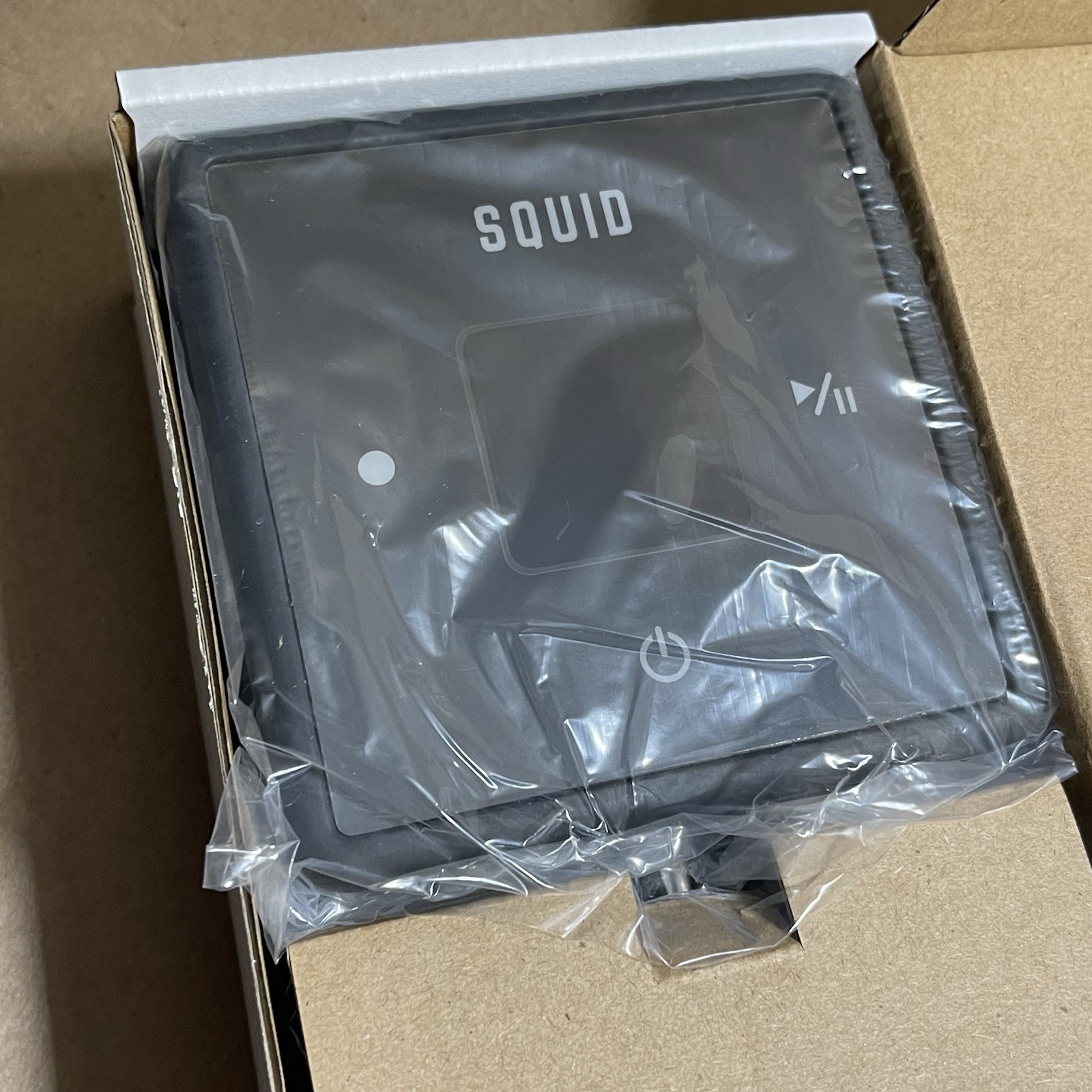 Squid Go Left Shoulder Active Cold Compression System Size Large w/ Gel Pack