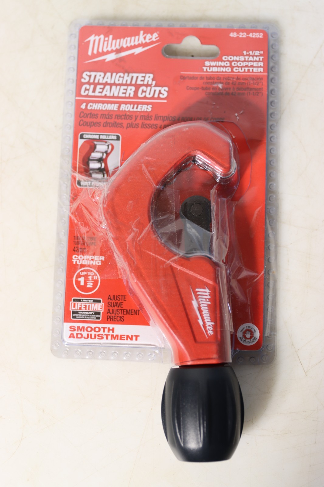Open Box Milwaukee 1-1/2 in. Constant Swing Copper Tubing Cutter (48-22-4252)