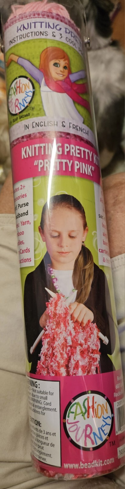 Knitting Pretty Craft Kit -" Pretty Pink"Age 8+ Create 3 projects.
