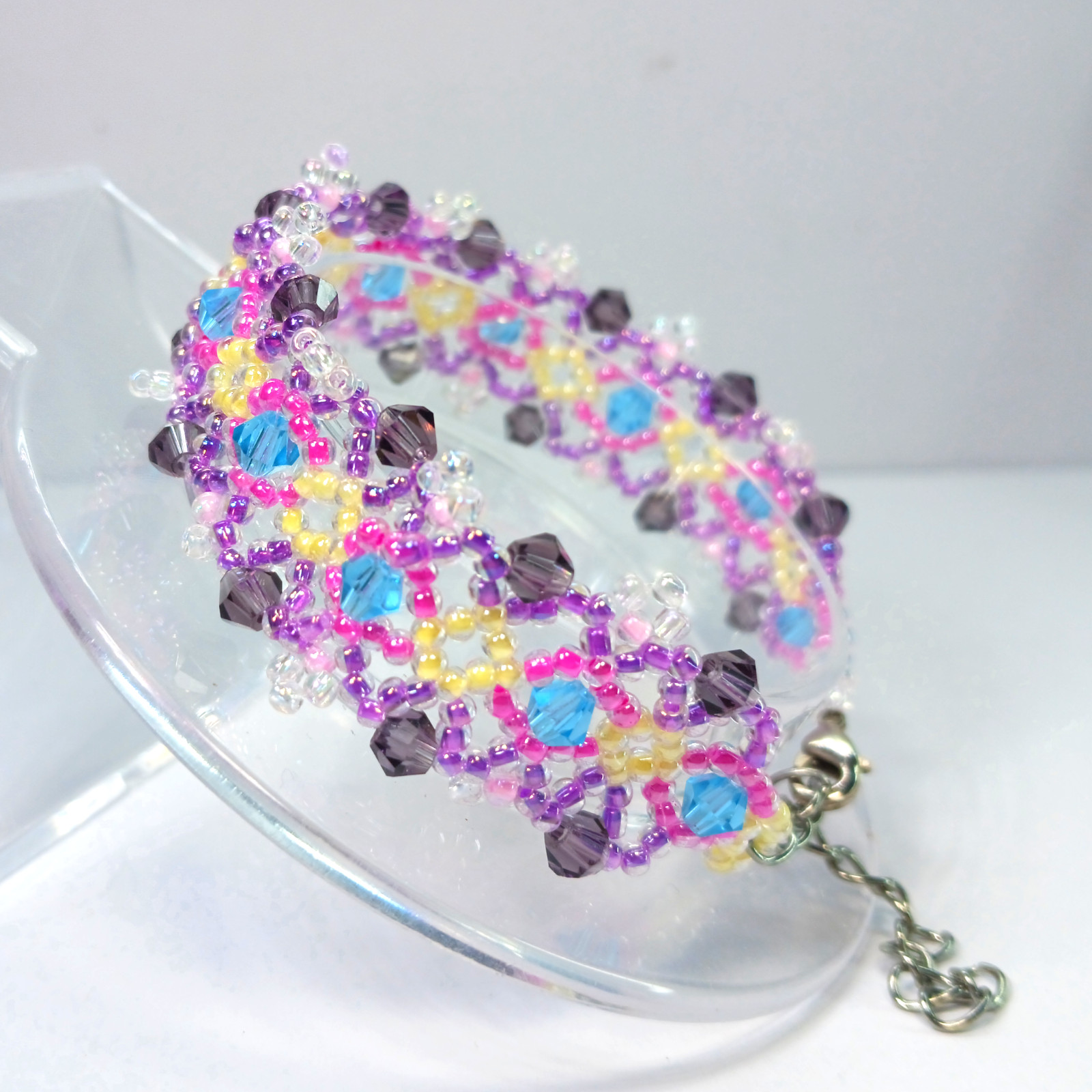 Handcrafted Beaded Bracelet - Vibrant & Unique Design"