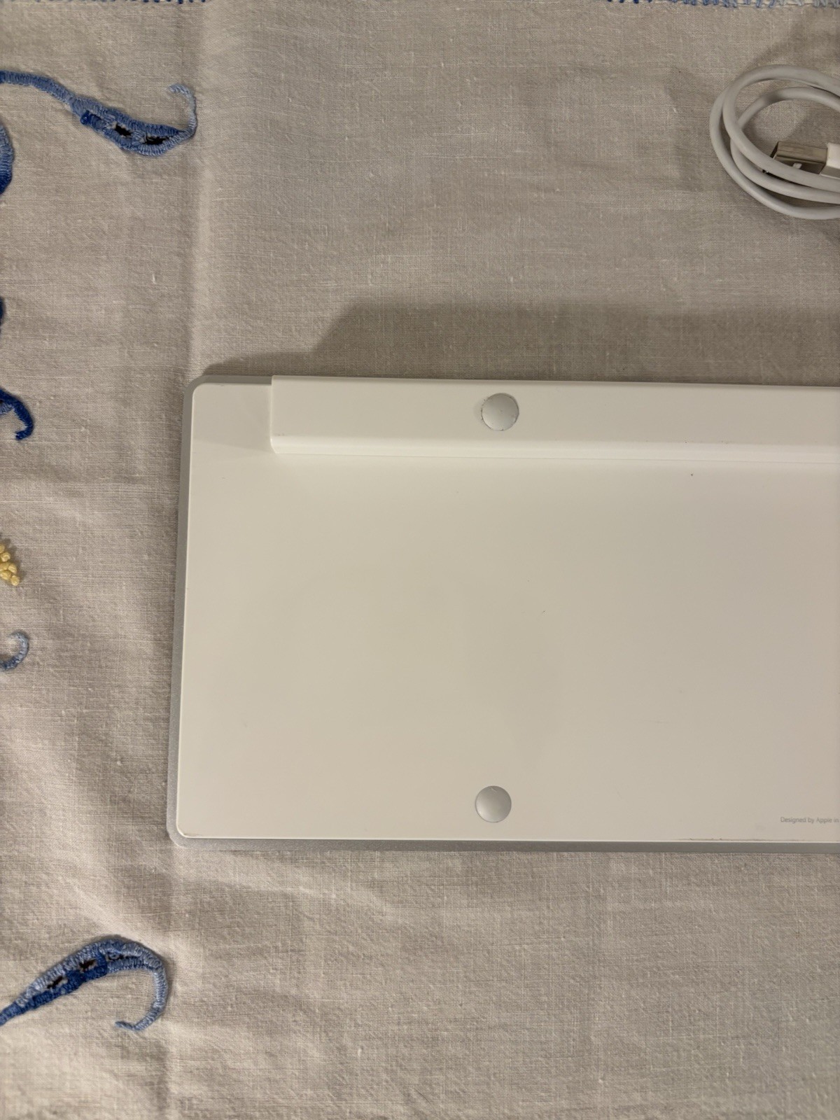 Apple Wired Keyboard With Numeric Keypad Model A1243