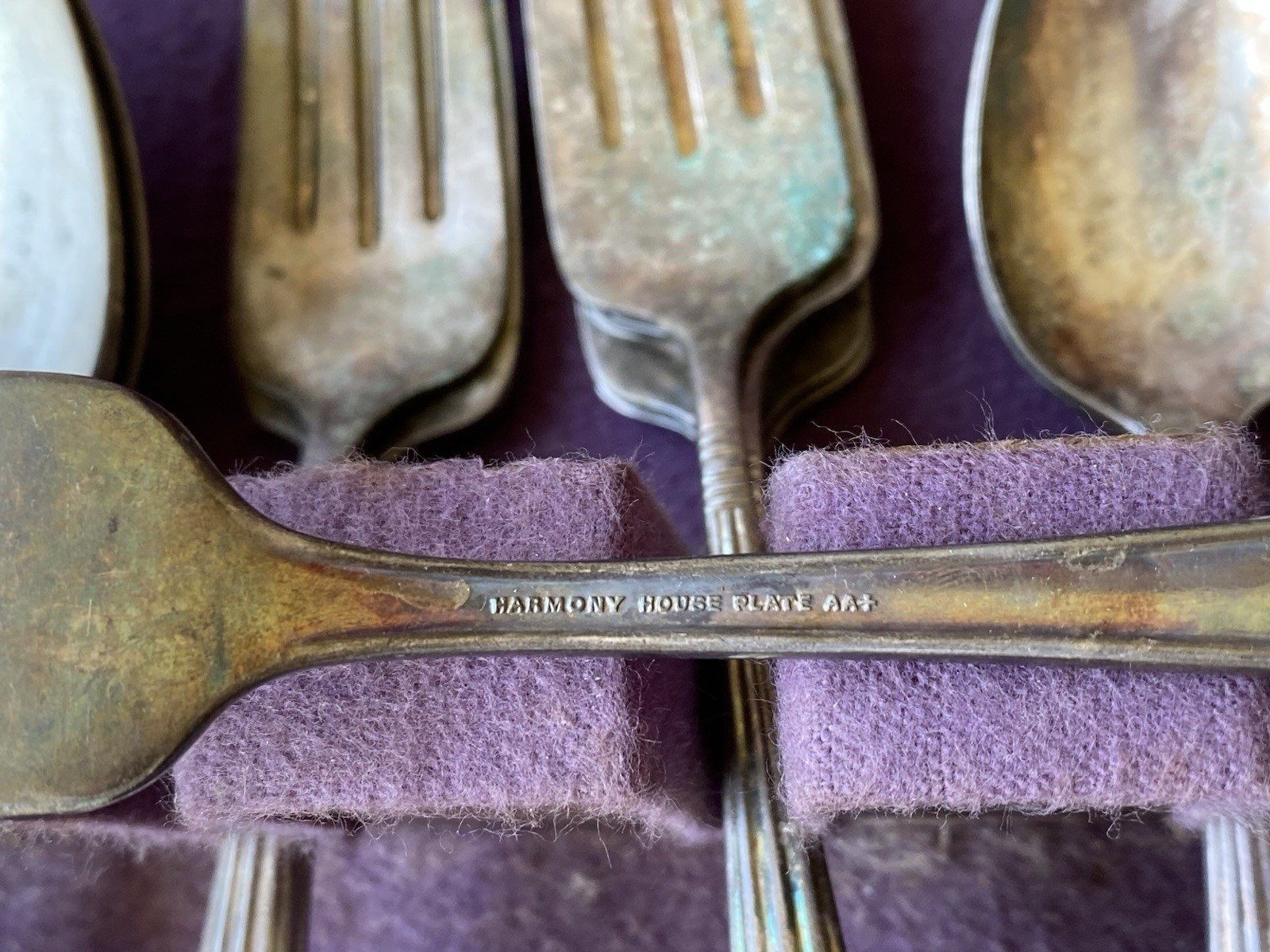 Harmony House Maytime AA+ Silverplate Flatware Set 47pc w/ Case