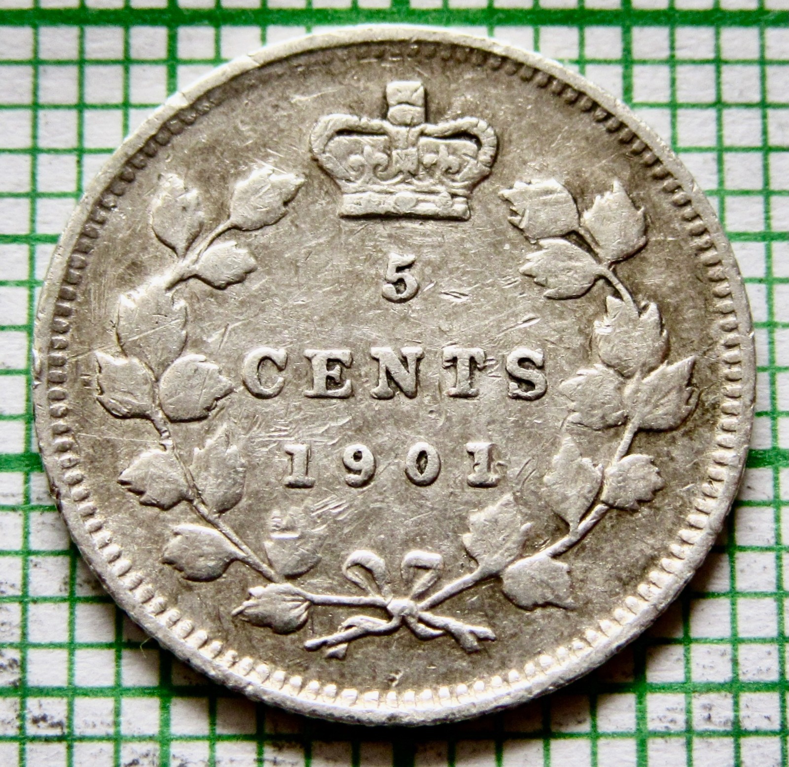 CANADA Queen Victoria 1901 5 CENTS, 0.925 SILVER yes we do combine postage