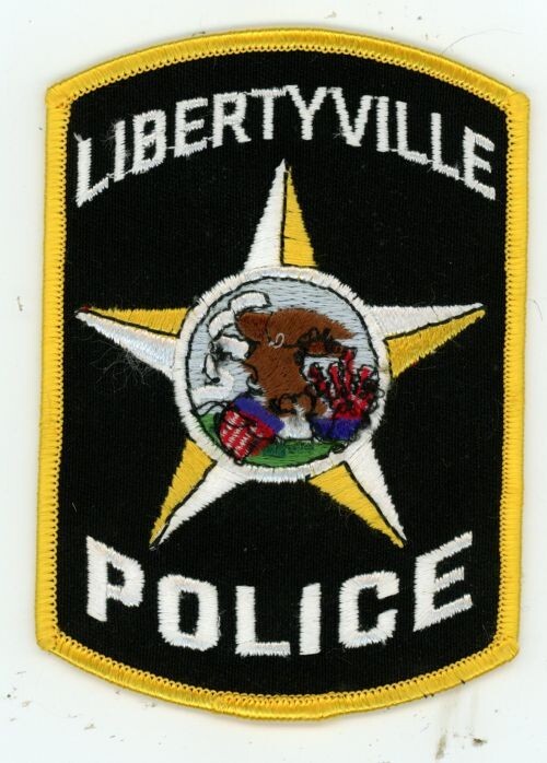 ILLINOIS IL LIBERTYVILLE POLICE NICE SHOULDER PATCH SHERIFF
