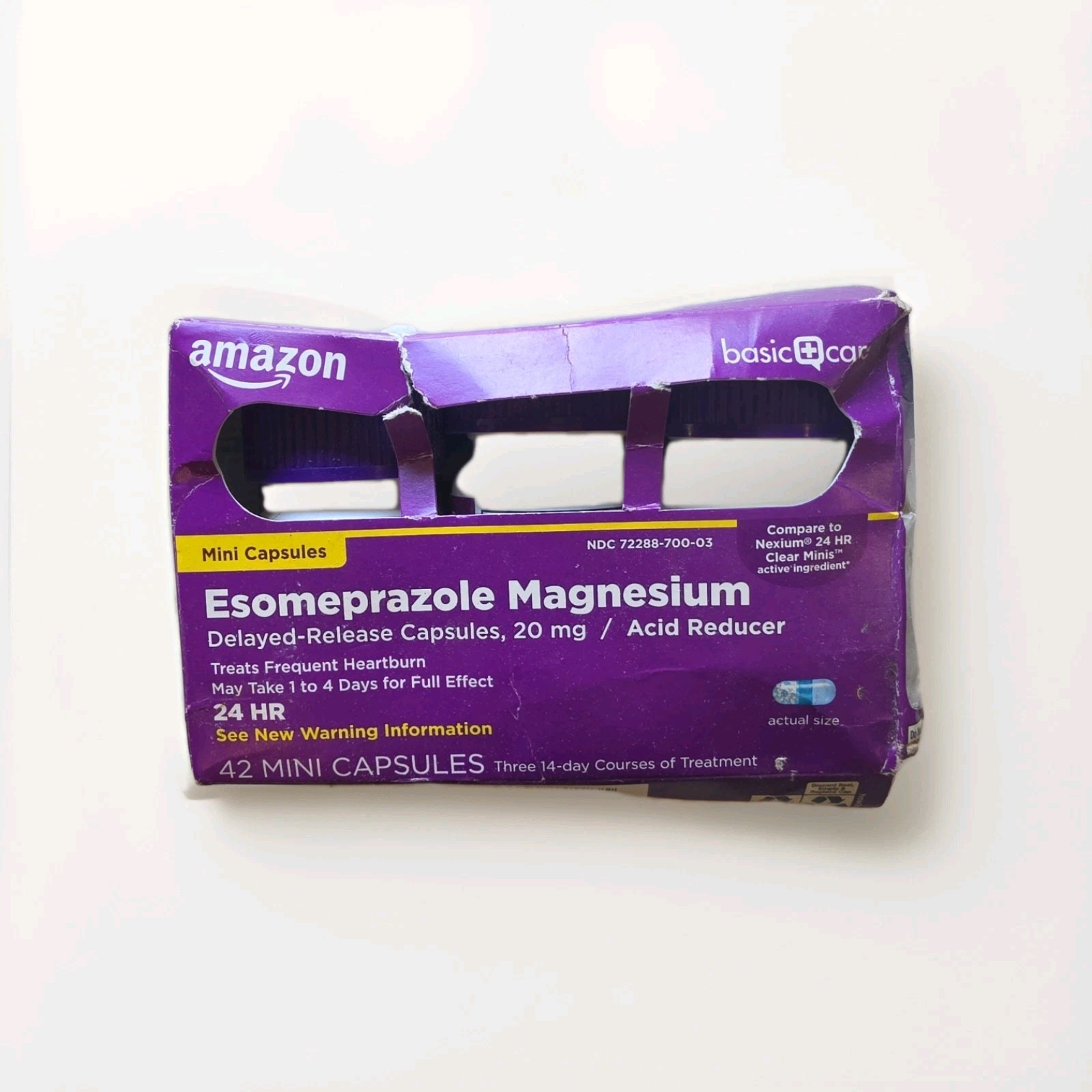 Amazon Basic Care Esomeprazole Magnesium Delayed-release Mini Capsules, 20 Mg