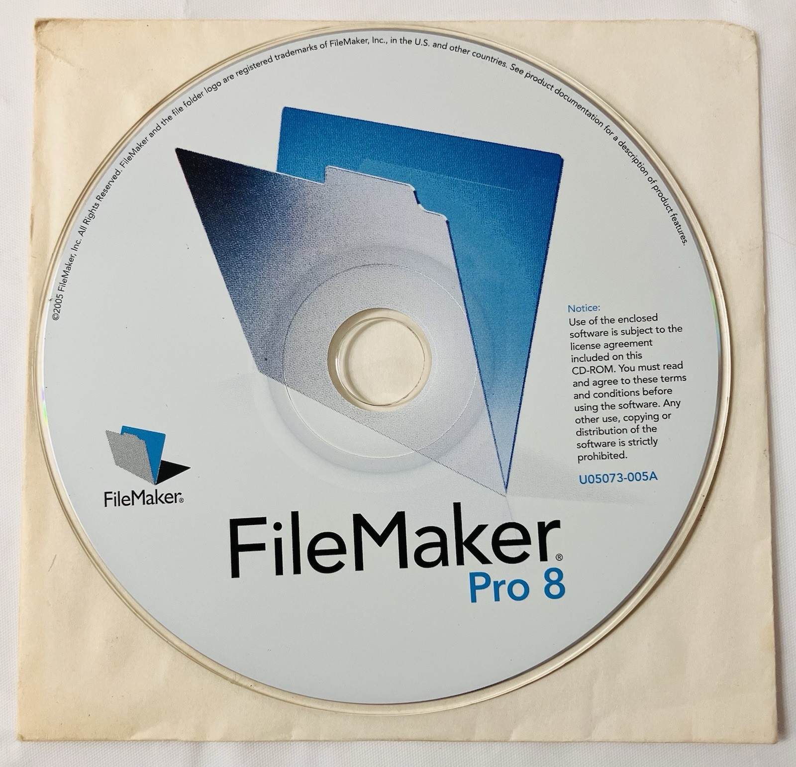 FileMaker Pro 8 Upgrade 5-License Pack Mac Windows XP Box Manuals CD Database