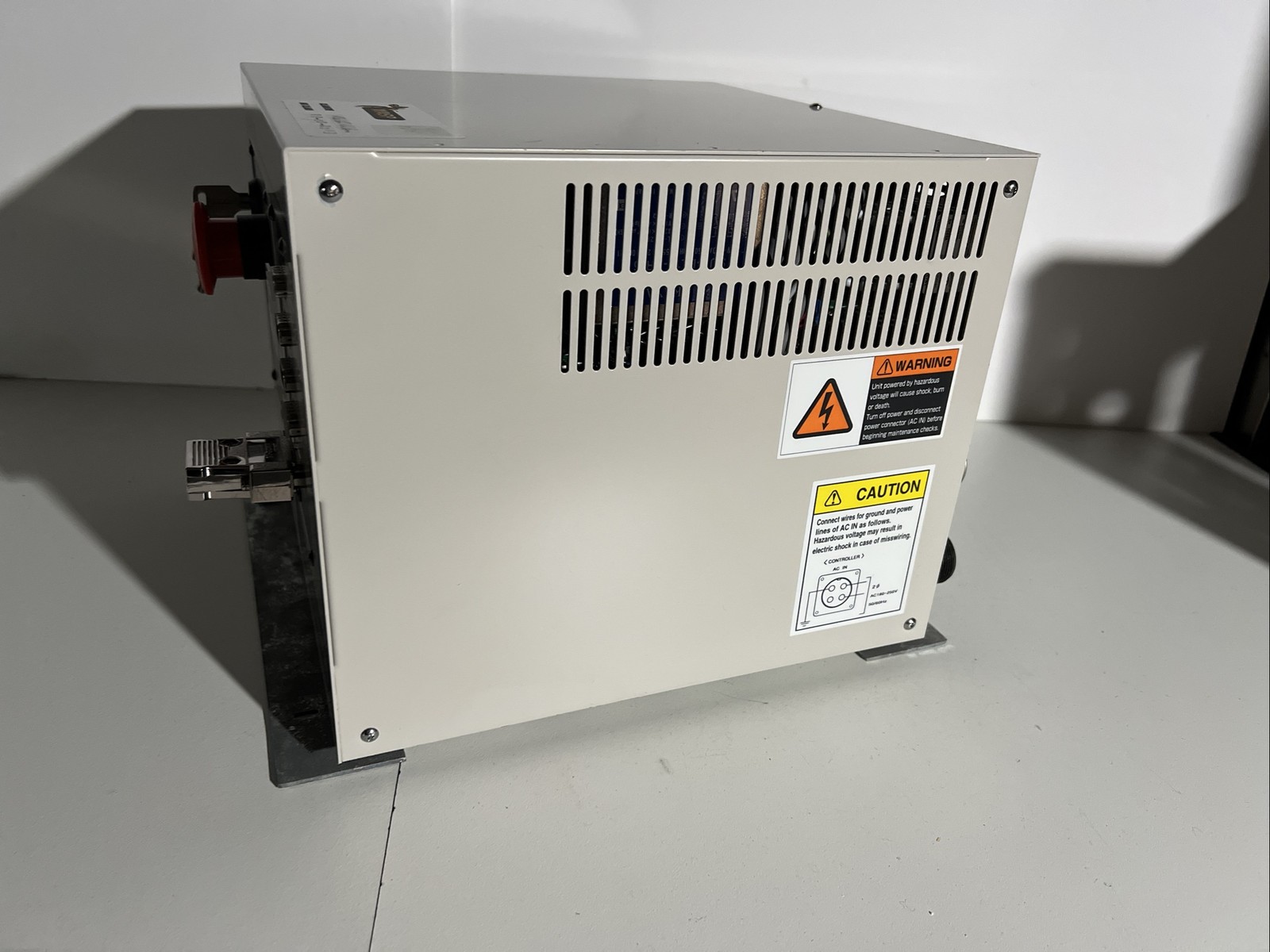 toshiba TS2000 robot controller 2.3KVA -CE 12KG