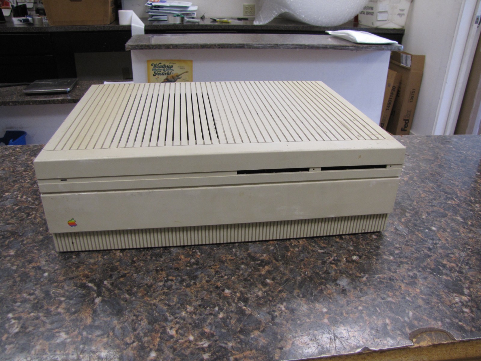 Apple Macintosh II M5000 Computer 820-0228-A Motherboard RAM & 699-0389 Power
