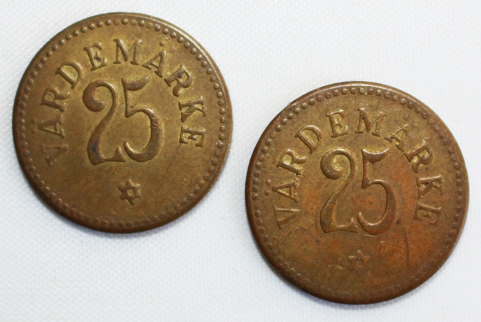 Vintage Sweden Liseberg Folkparkerna Amusement Park Tokens 25c Vardenmarke