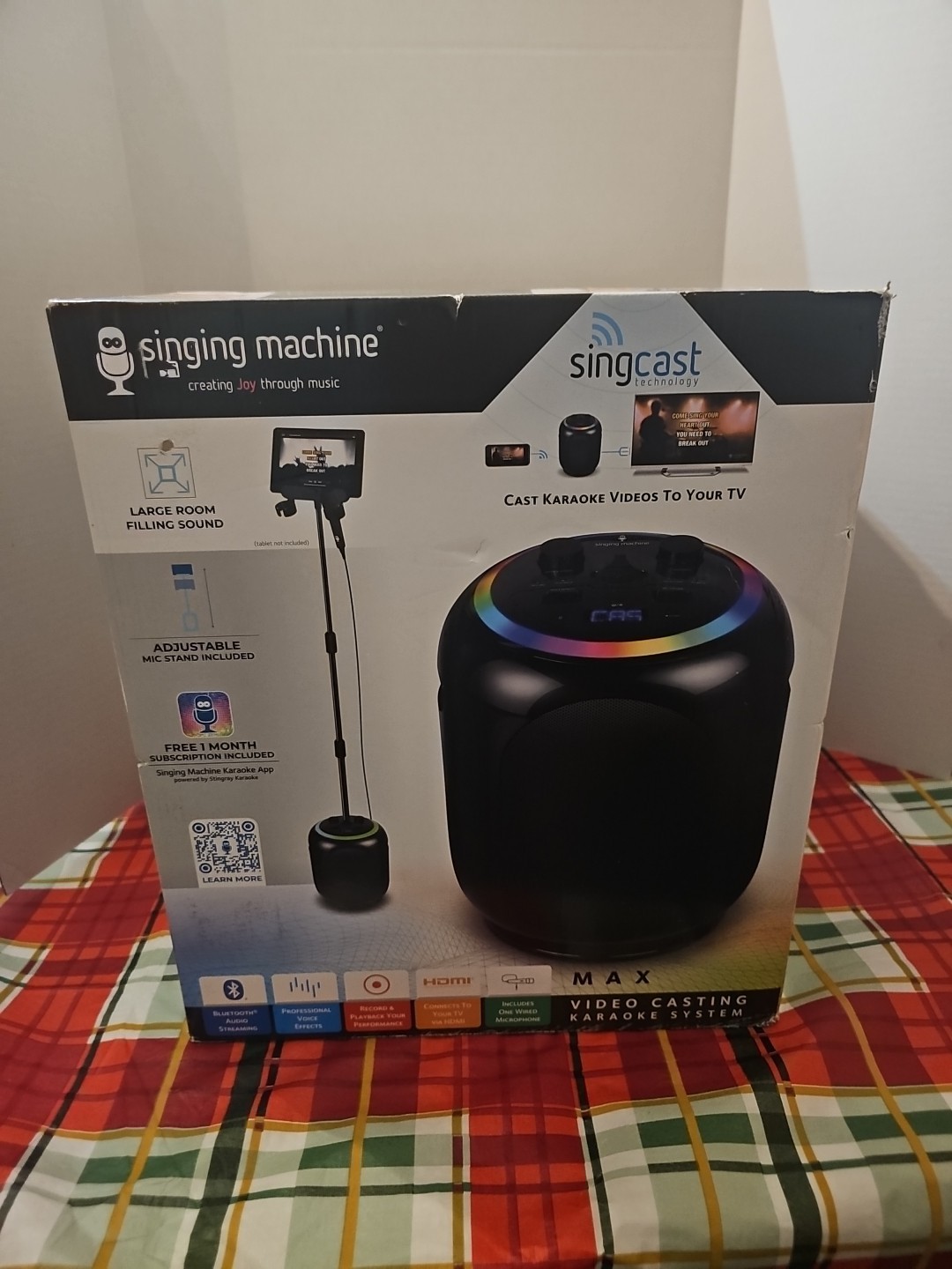 Singing Machine Sing Cast Max, White VIDEO CASTING KARAOKE SYSTEM NEW