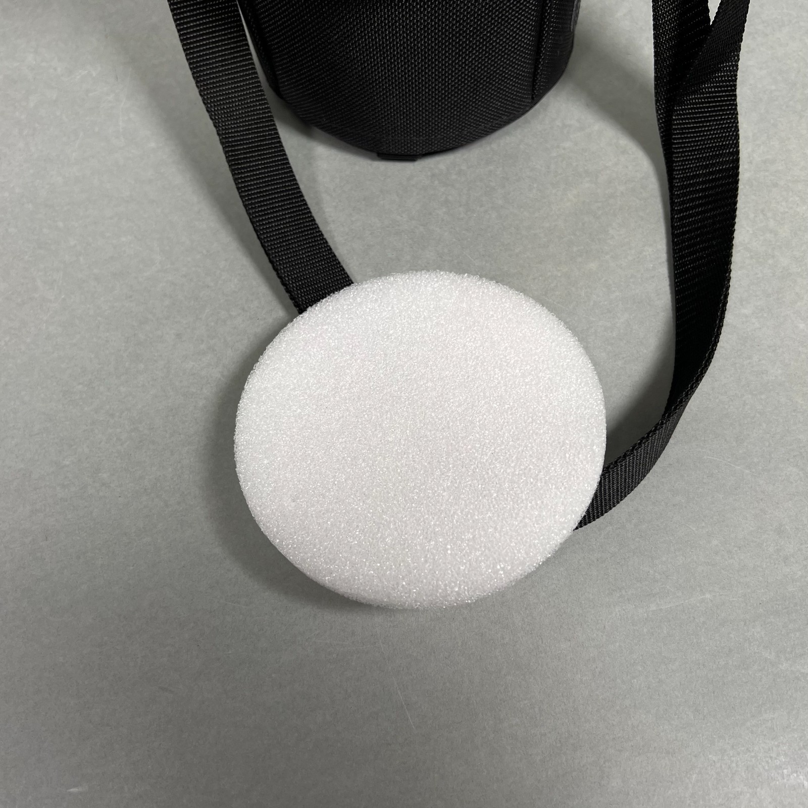 Nikon CL-M2 Lens Case For 300mm f/4.0D ED-IF AF and 70-200 f/2.8 w/ Strap NICE