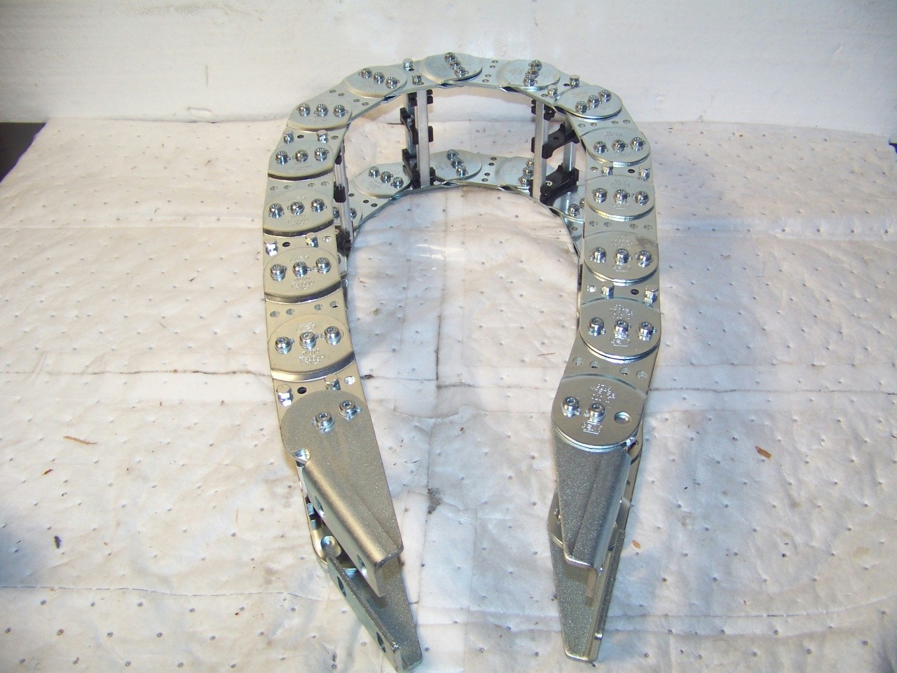 TSUBAKI Wireway/ Hose Carrier/FlexTrack P/N TK070-R125