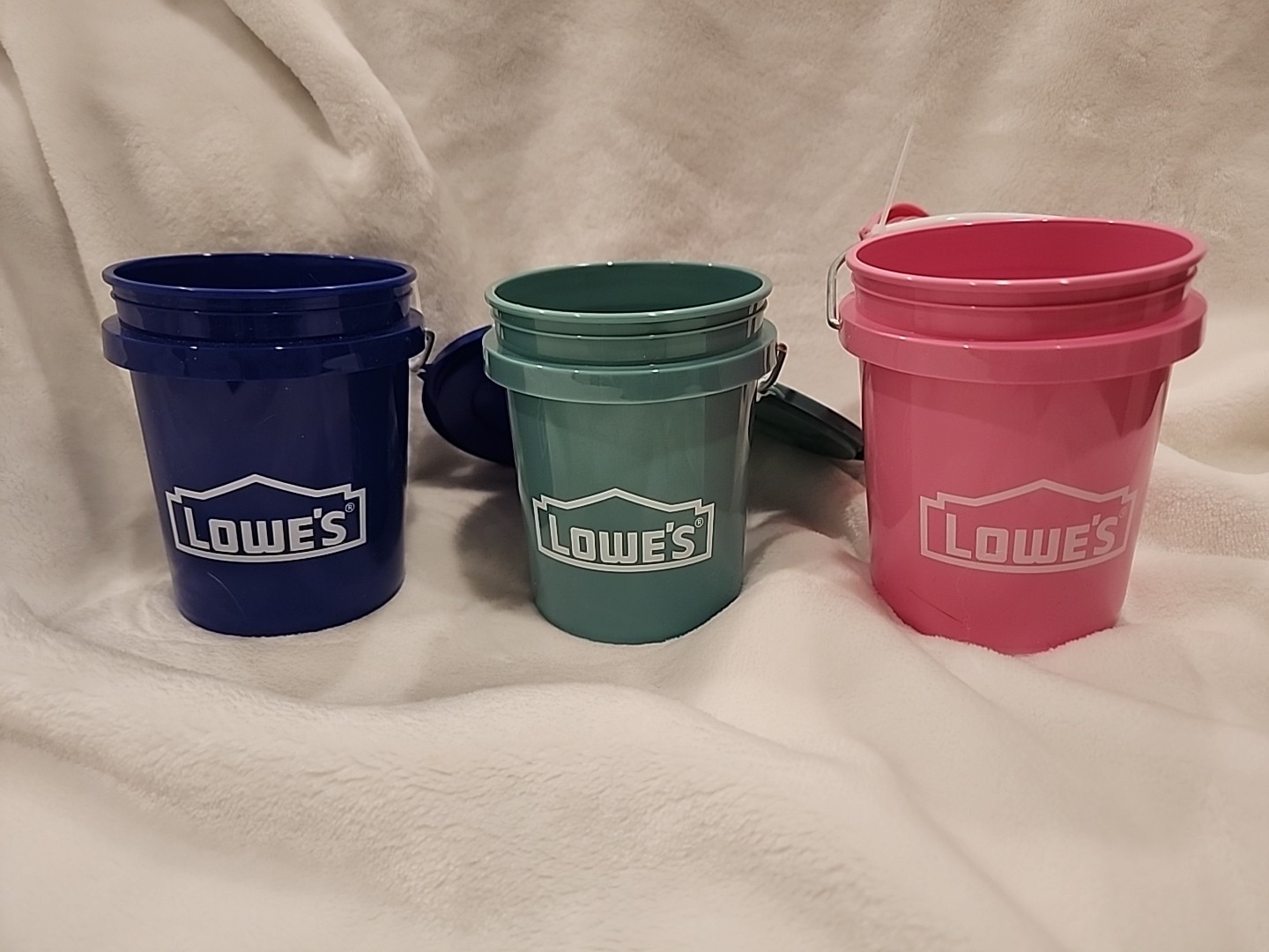 Lowe’s Pink Blue & Teal Mini Bucket with Lids Food Safe Set Of 3
